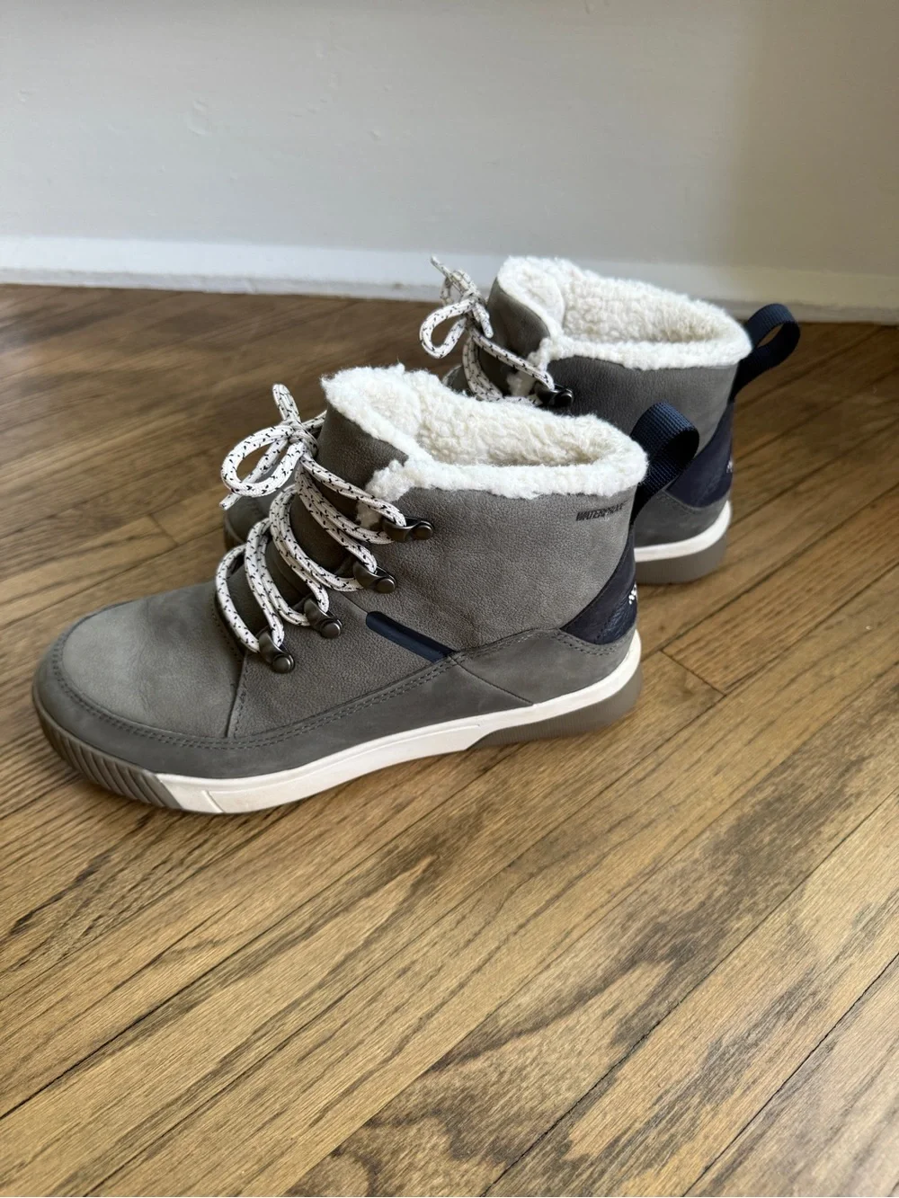 The North Face Short Winter Boots. Womens size 7